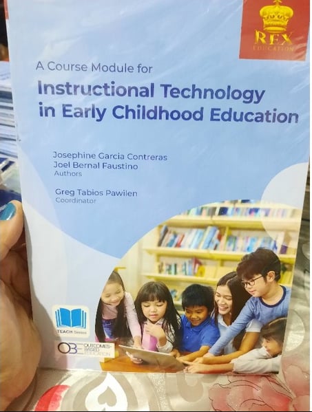 A COURSE MODULE FOR INSTRUCTIONAL TECHNOLOGY IN EARLY CHILDHOOD EDUCATION